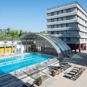 Aparthotel Airport Suites, Affiliated By Melia, Madrid